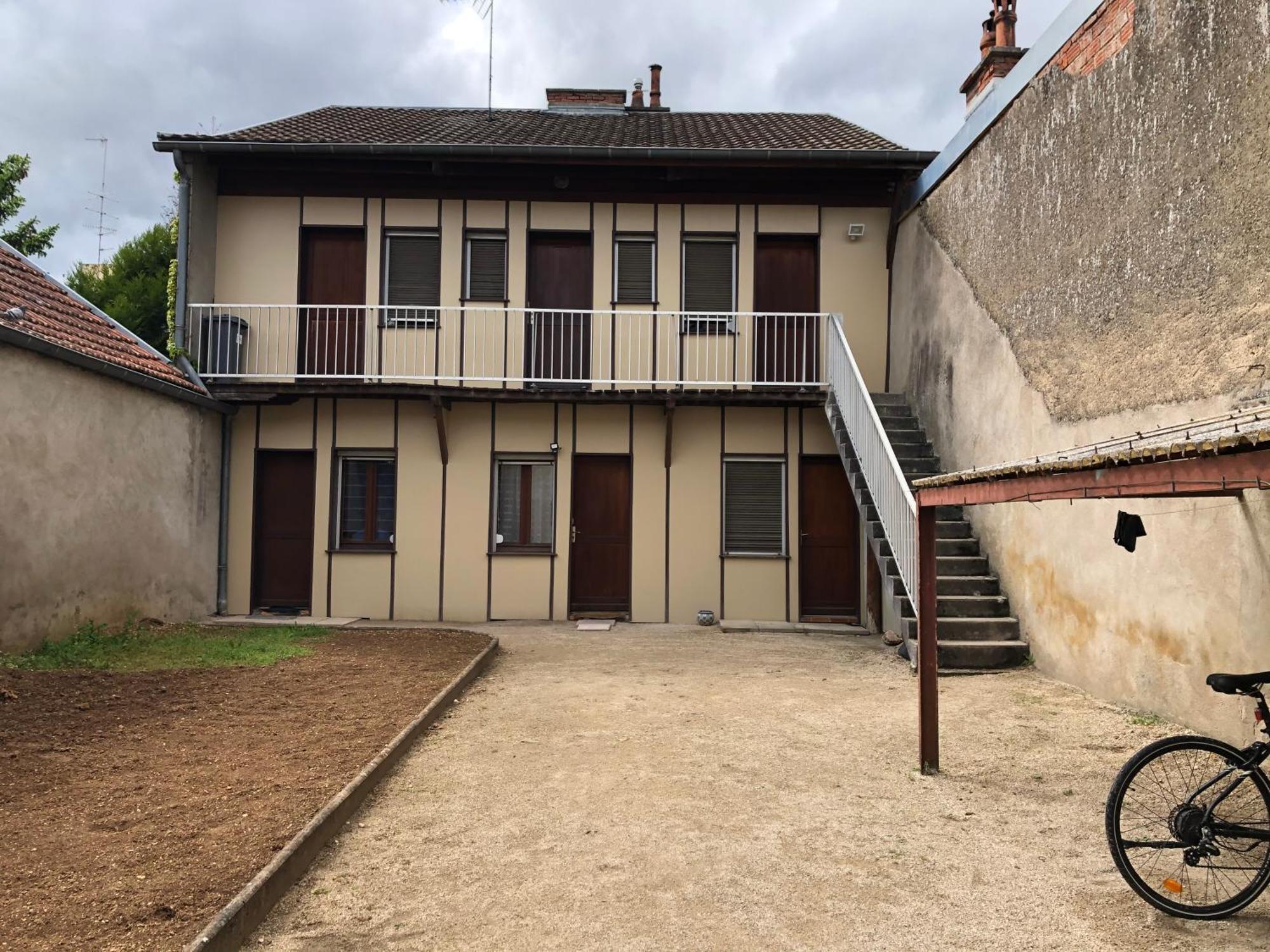 Studio Dijon Entre Centre Ville Et Facultes Exterior photo